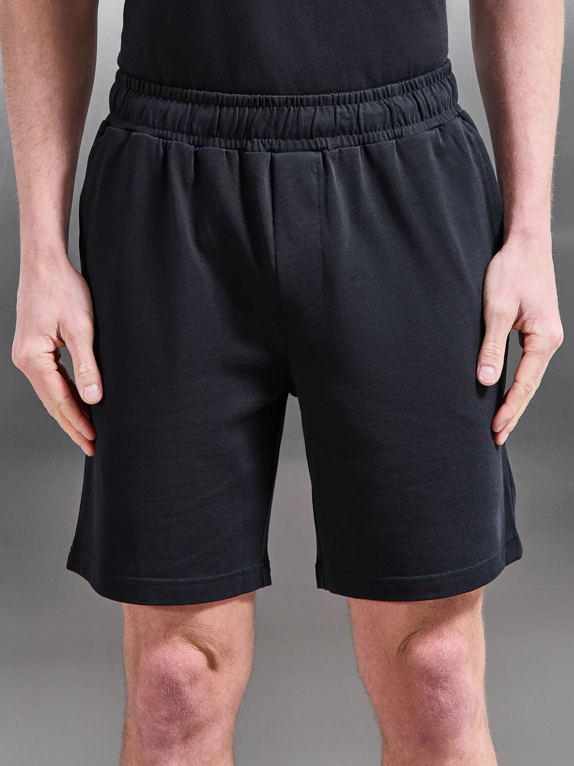 Relaxed Fit Cotton Short in Black