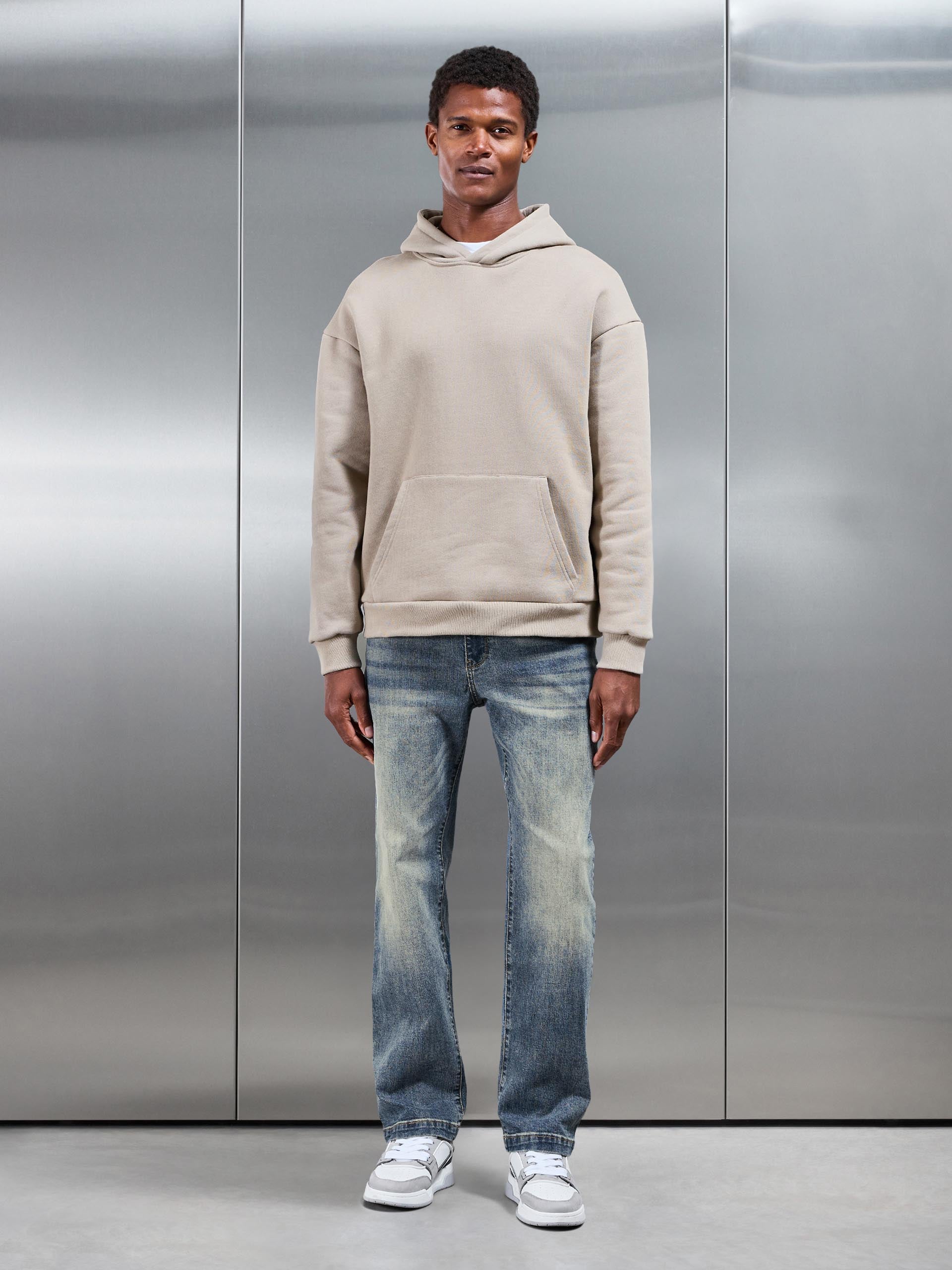 Relaxed Fit Denim Jeans in Sand Wash