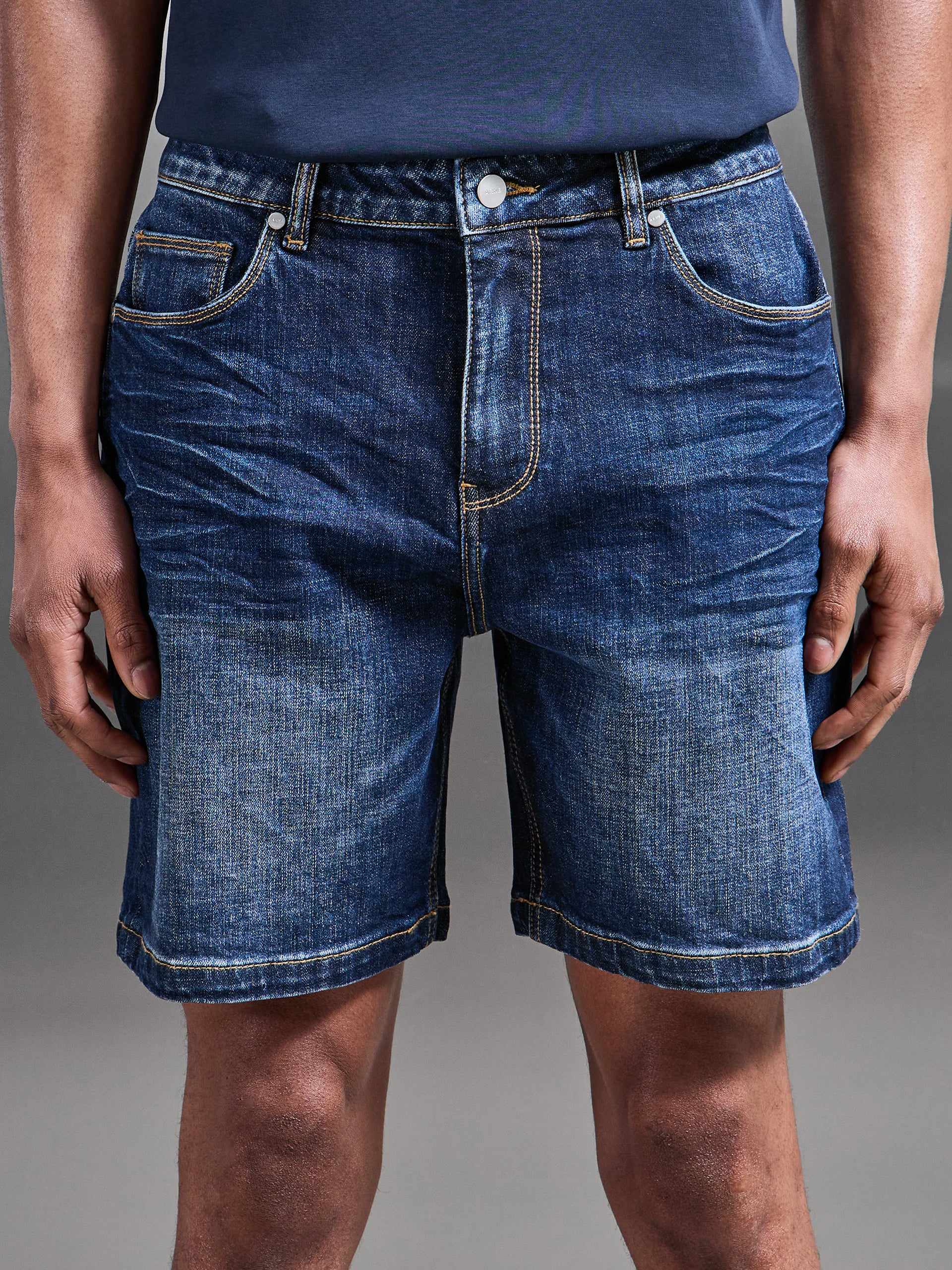 Relaxed Fit Denim Short in Dark Blue