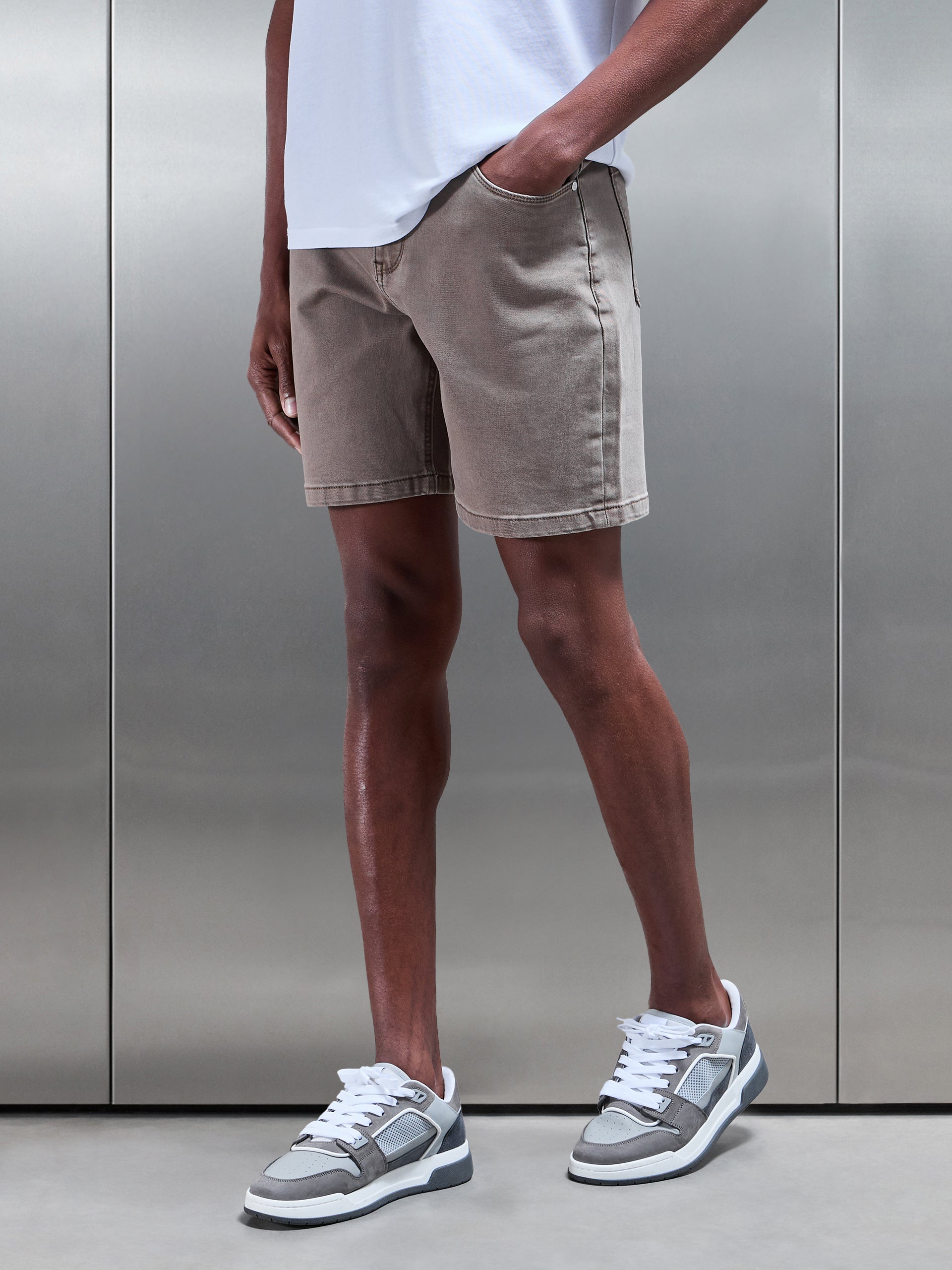 Relaxed Fit Denim Short in Olive