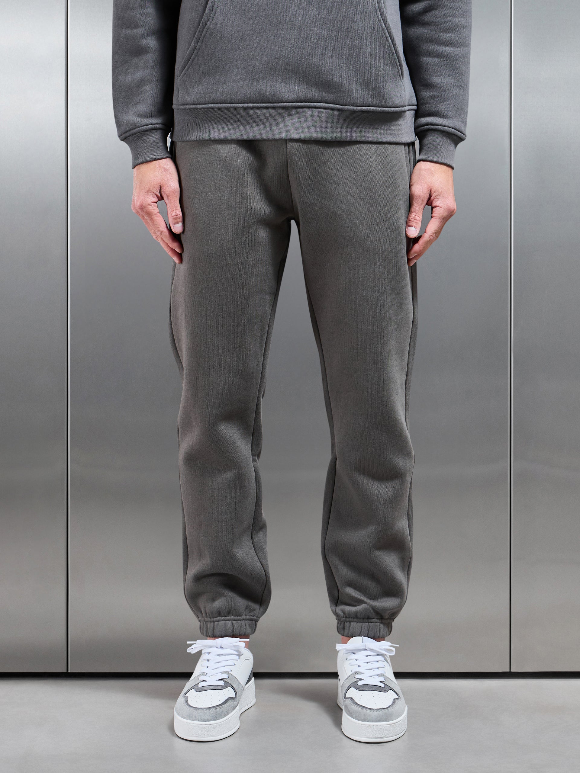Relaxed Fit Jogger in Grey