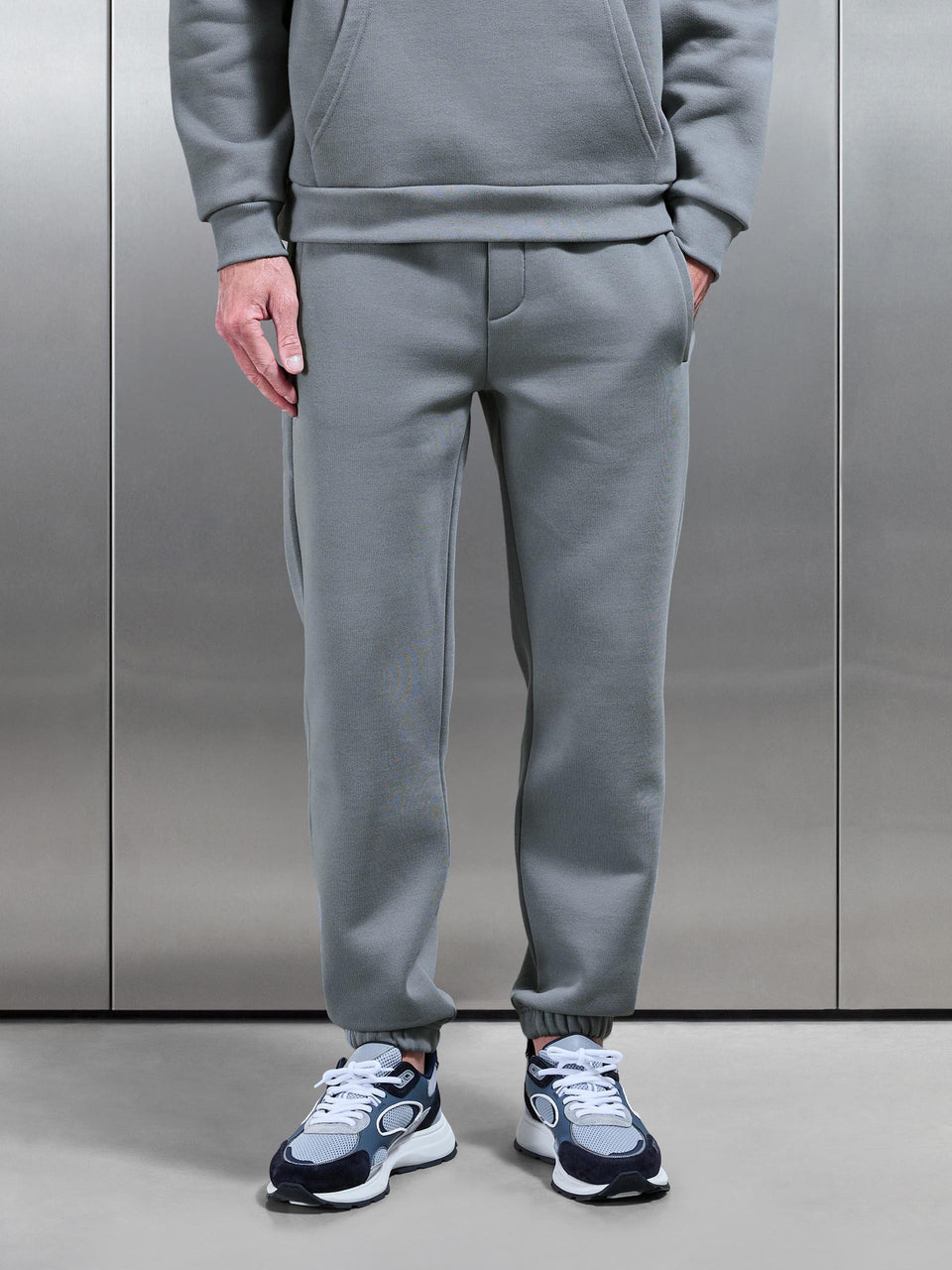 Relaxed Fit Jogger in Coast Blue