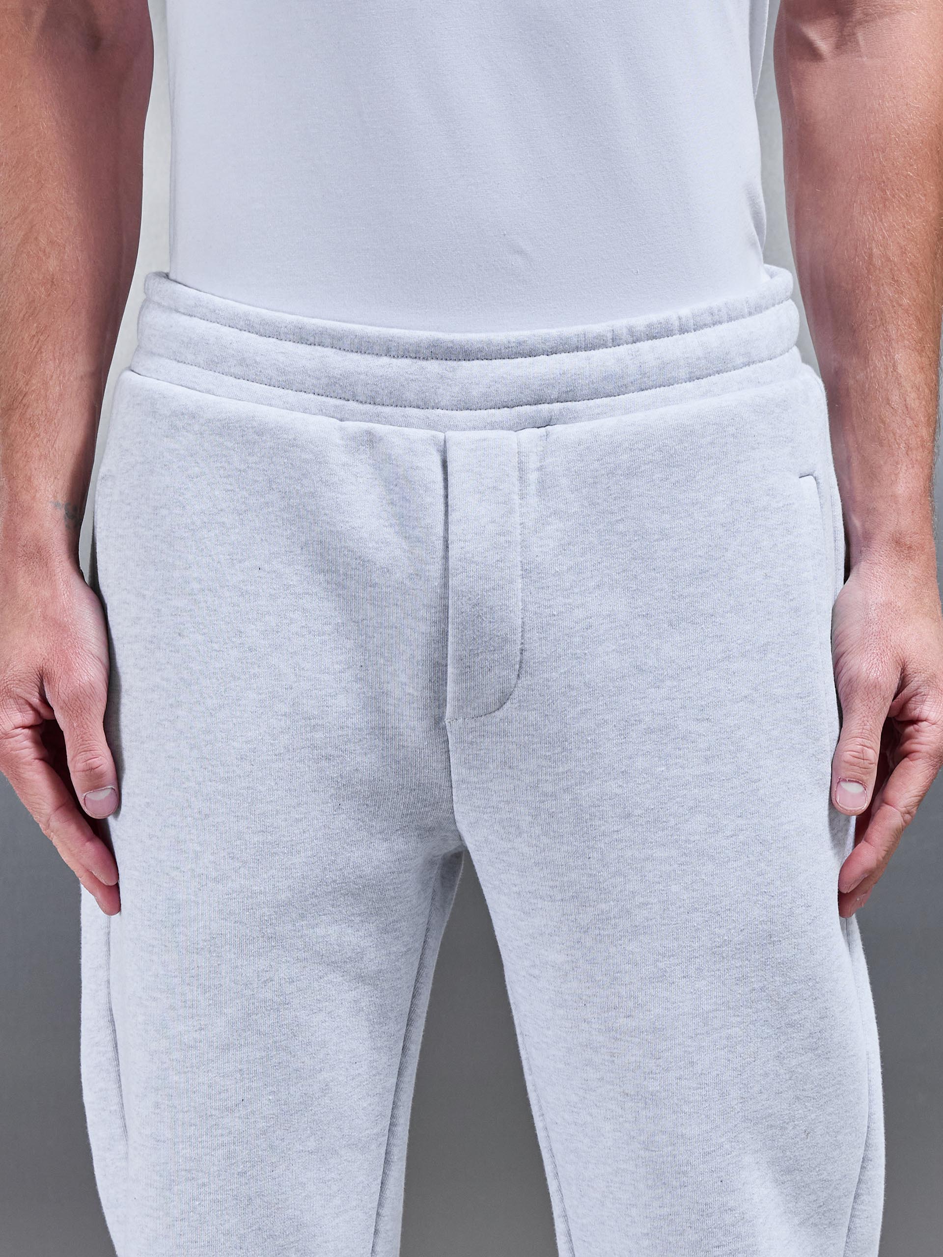 Relaxed Fit Jogger in Marl Grey