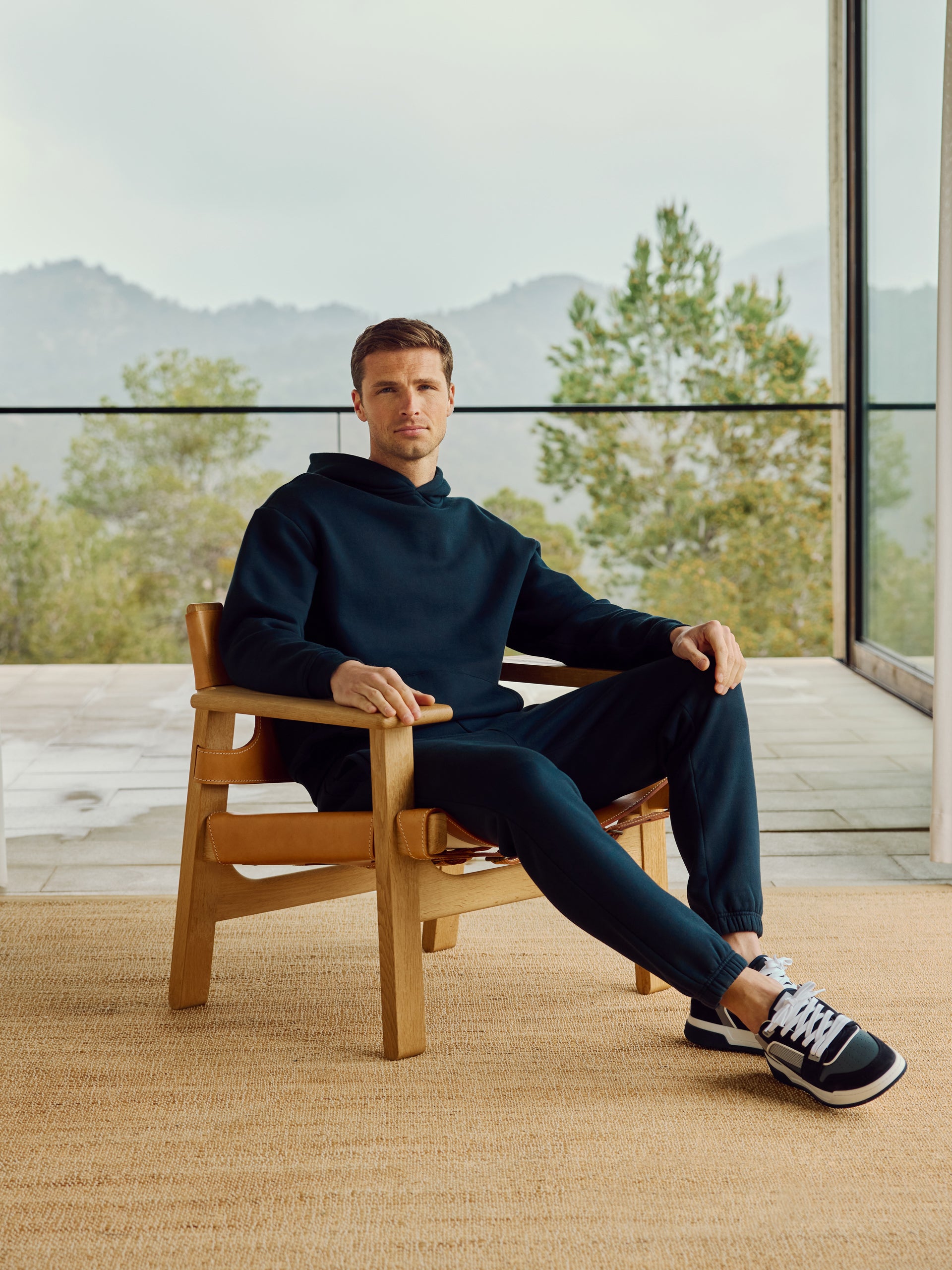 Relaxed Fit Jogger in Navy