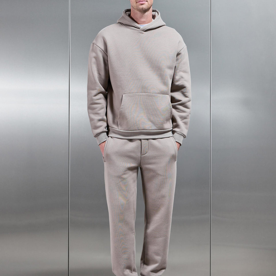Relaxed Fit Jogger in Taupe