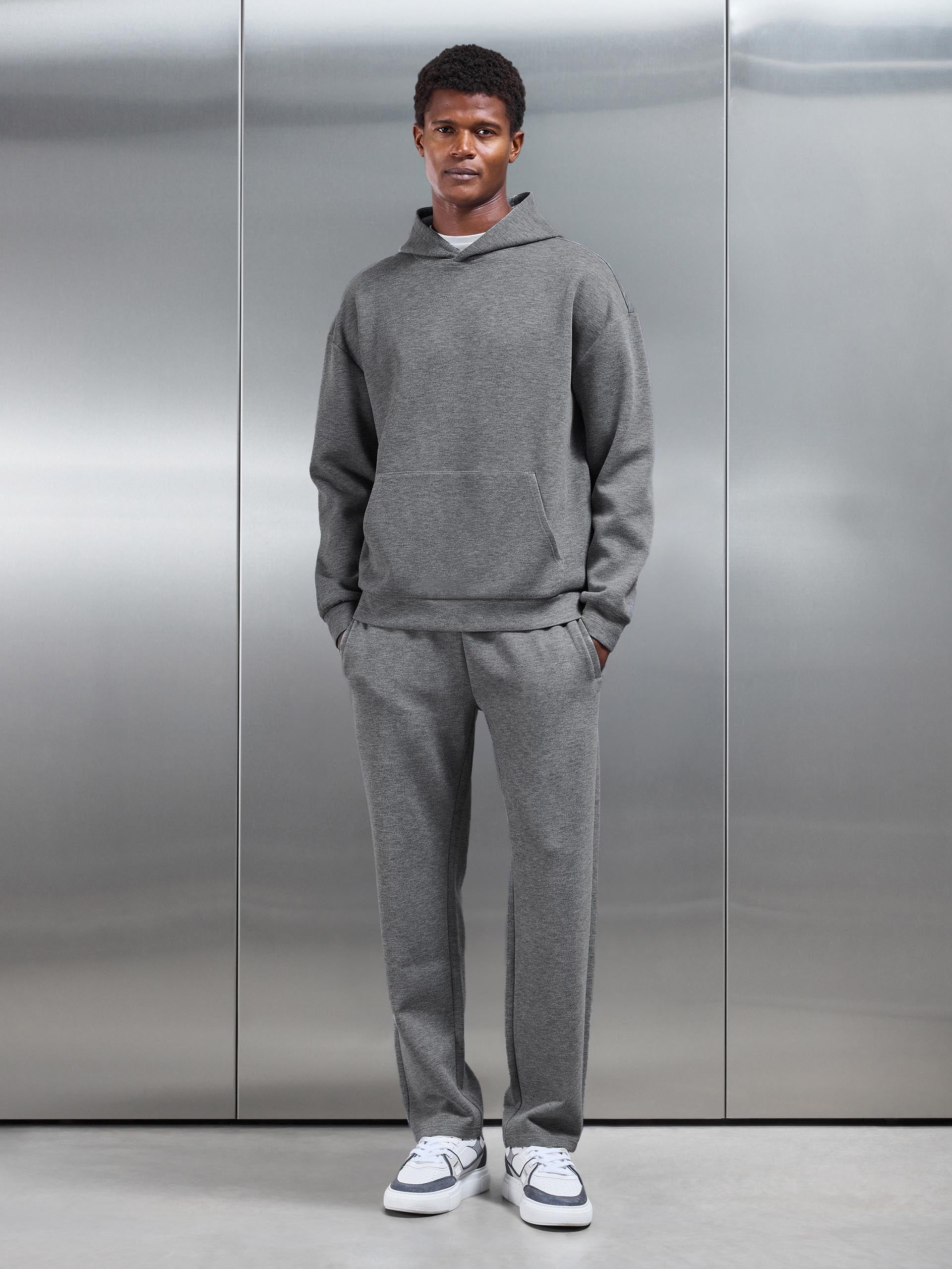 Relaxed Fit Knitted Jogger in Charcoal Marl