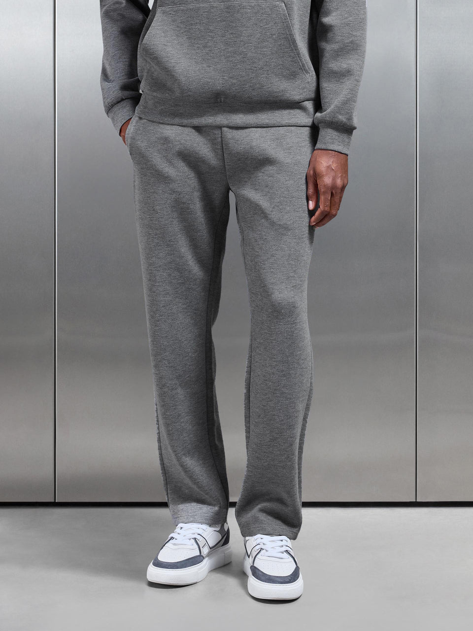 Relaxed Fit Knitted Jogger in Charcoal Marl
