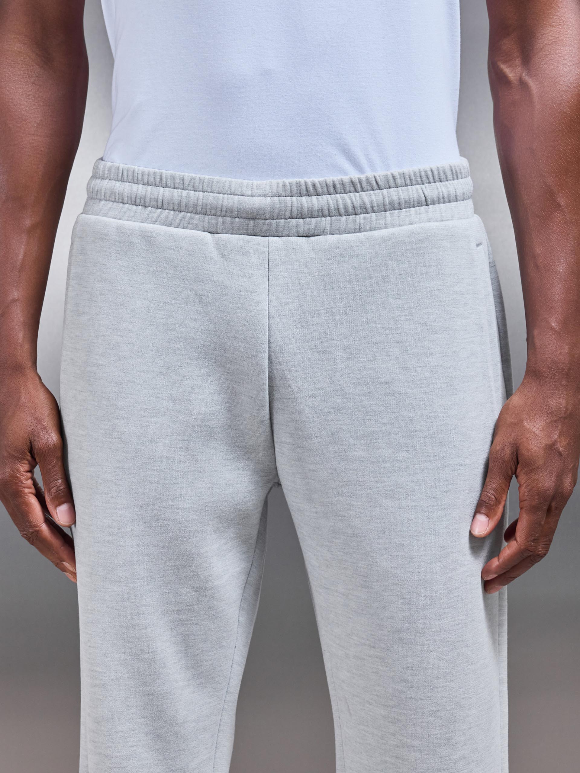 Relaxed Fit Knitted Jogger in Marl Grey