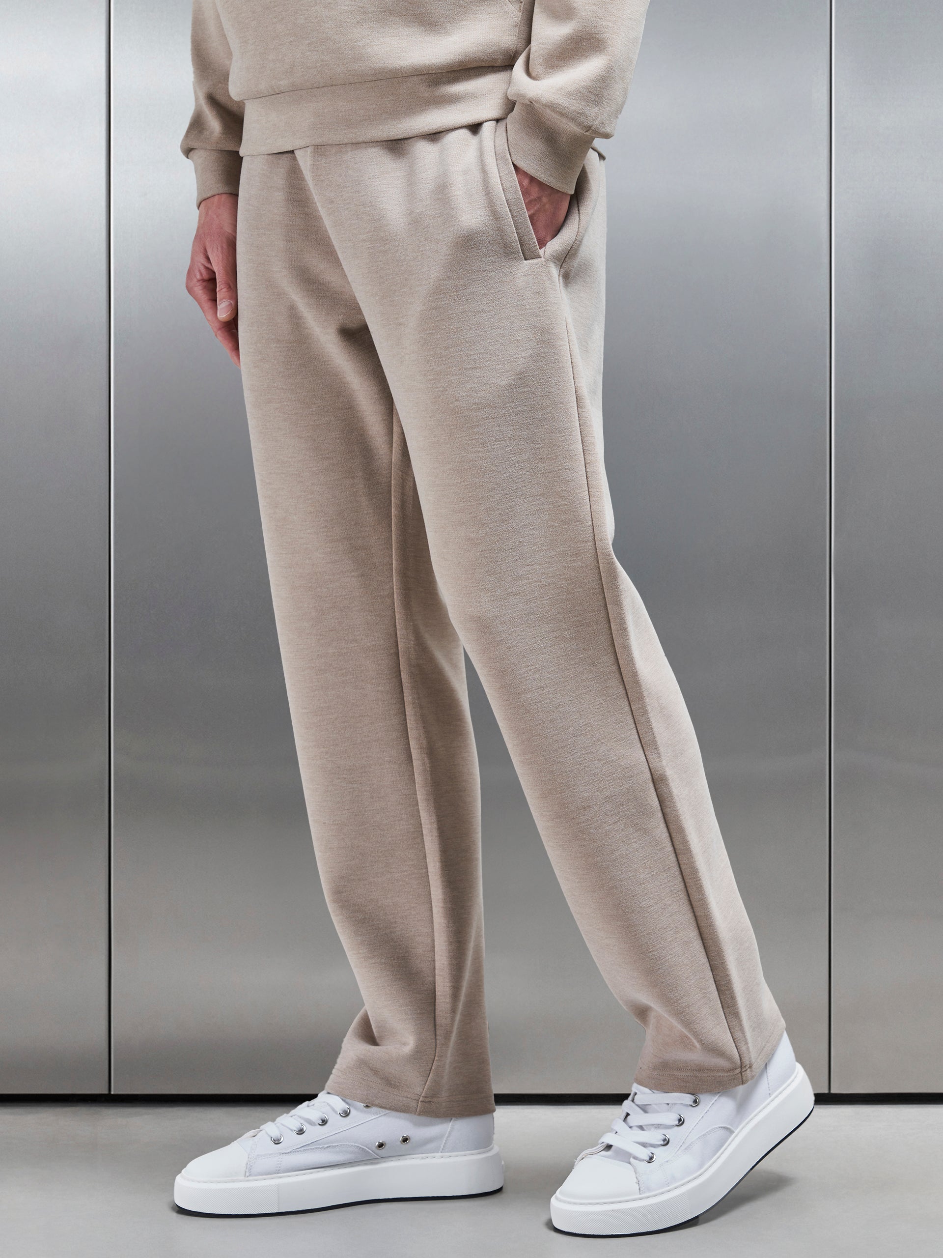 Relaxed Fit Knitted Jogger in Stone