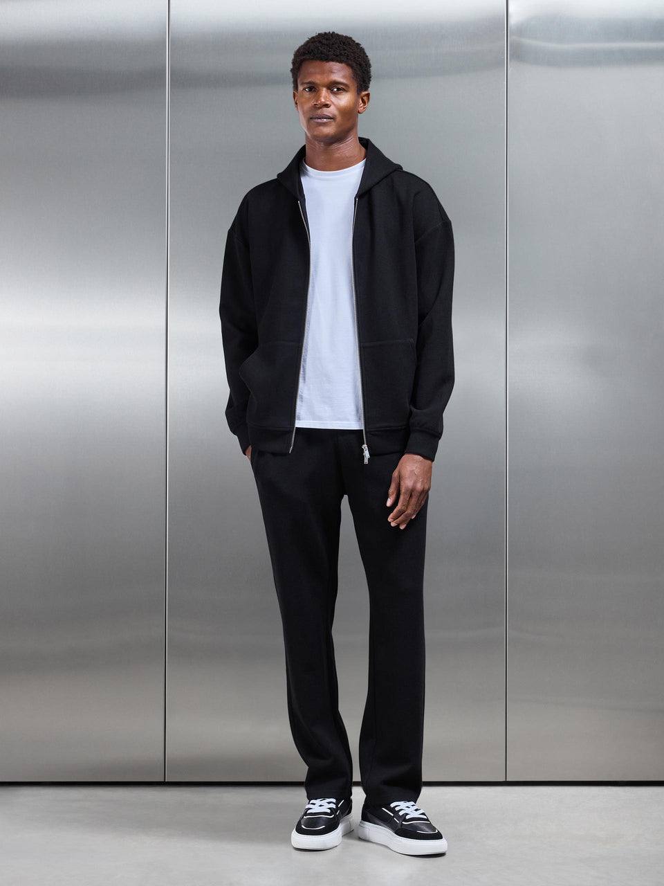 Relaxed Fit Knitted Zip Through Hoodie in Black