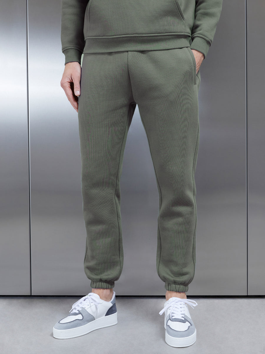 Relaxed Fit Jogger in Olive