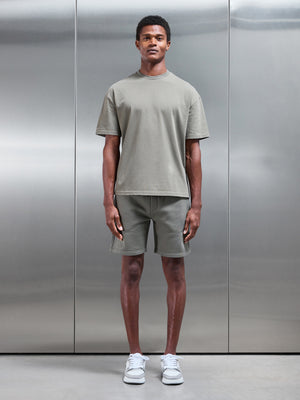 Relaxed Fit Short in Olive
