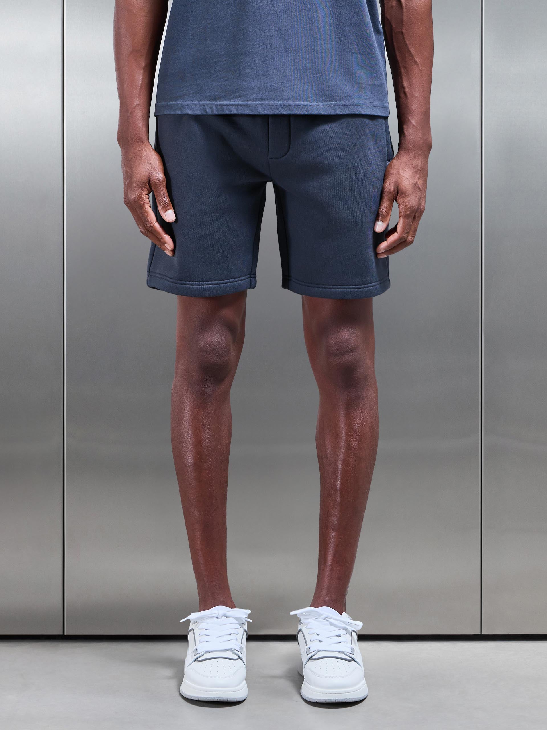 Relaxed Fit Short in Slate Blue