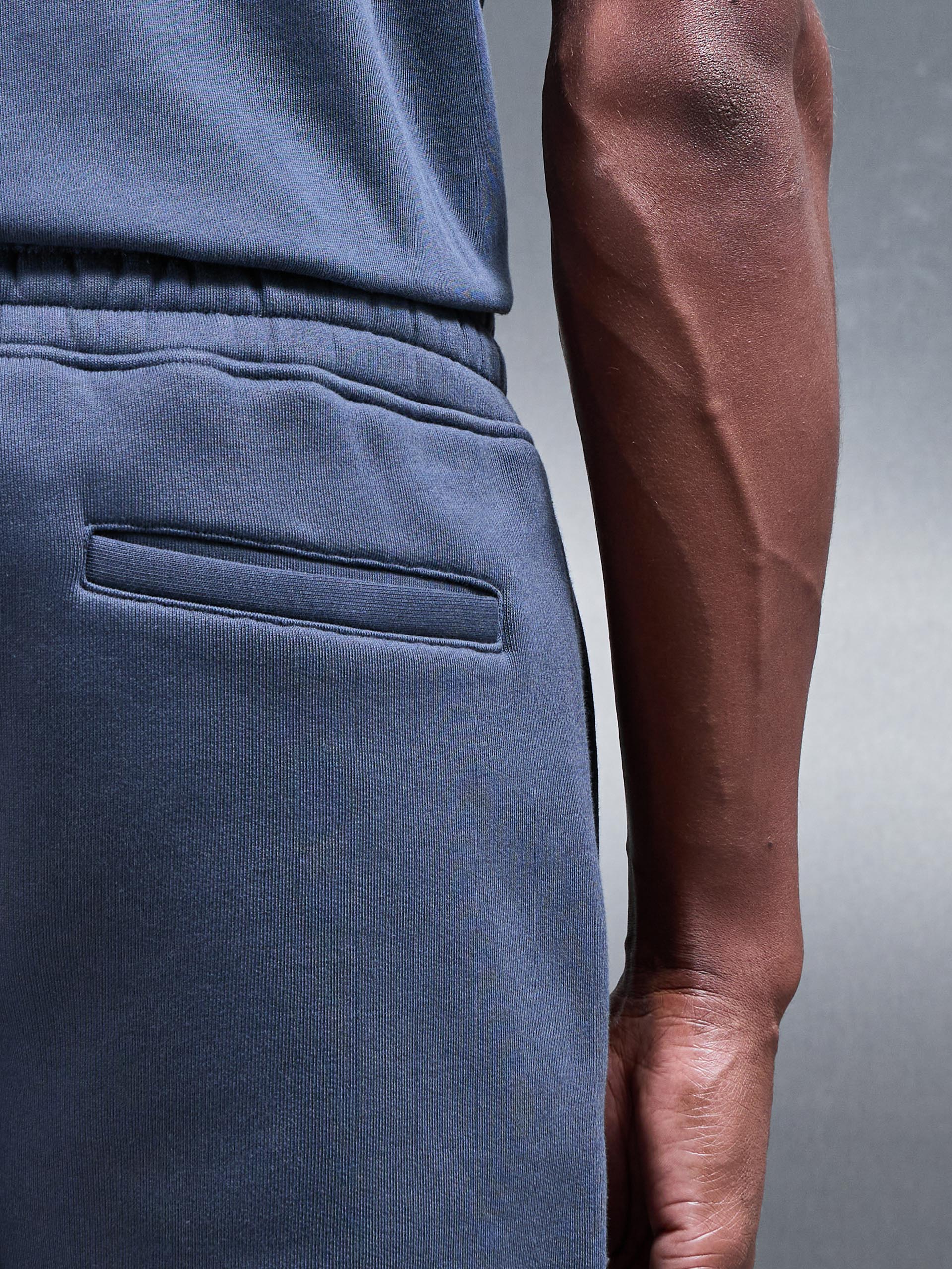 Relaxed Fit Short in Slate Blue