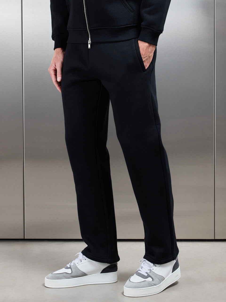 Relaxed Fit Straight Leg Jogger in Black