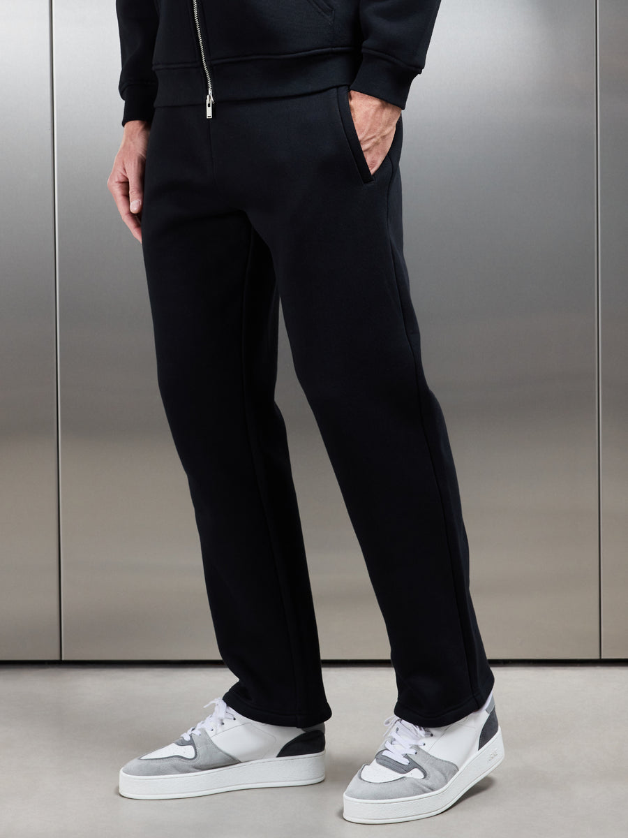 Relaxed Fit Straight Leg Jogger in Black