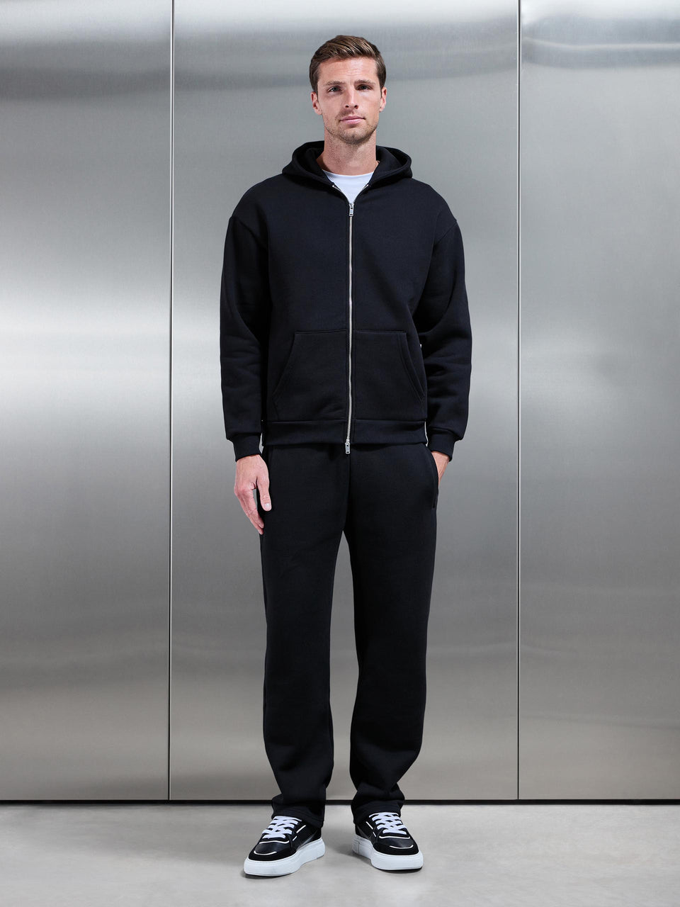 Relaxed Fit Straight Leg Jogger in Black