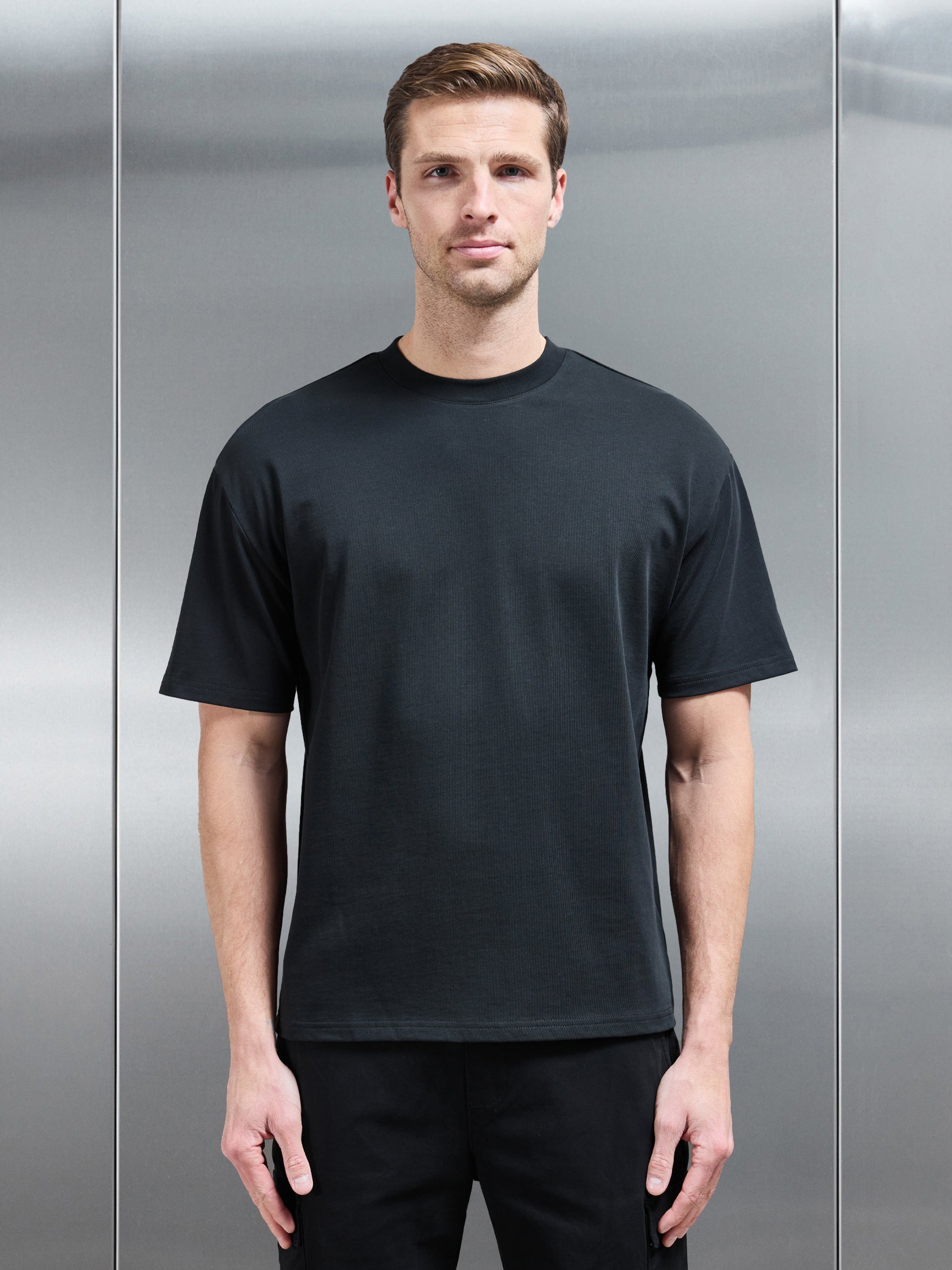 Relaxed T-Shirt in Black
