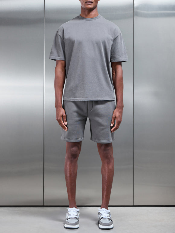 Relaxed Fit Short in Grey