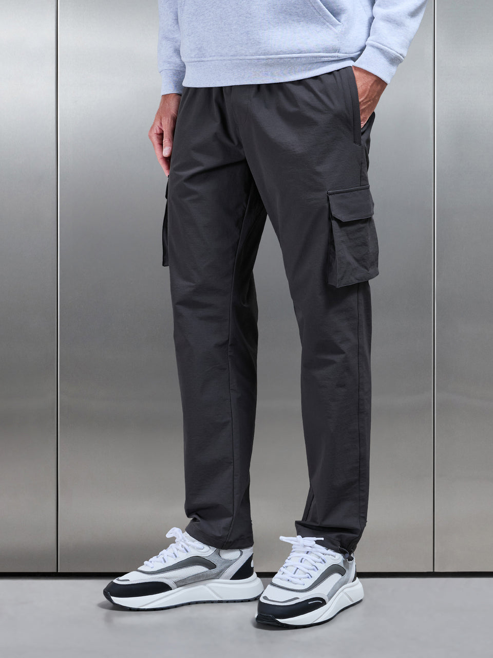 Relaxed Fit Utility Cargo Pant in Grey