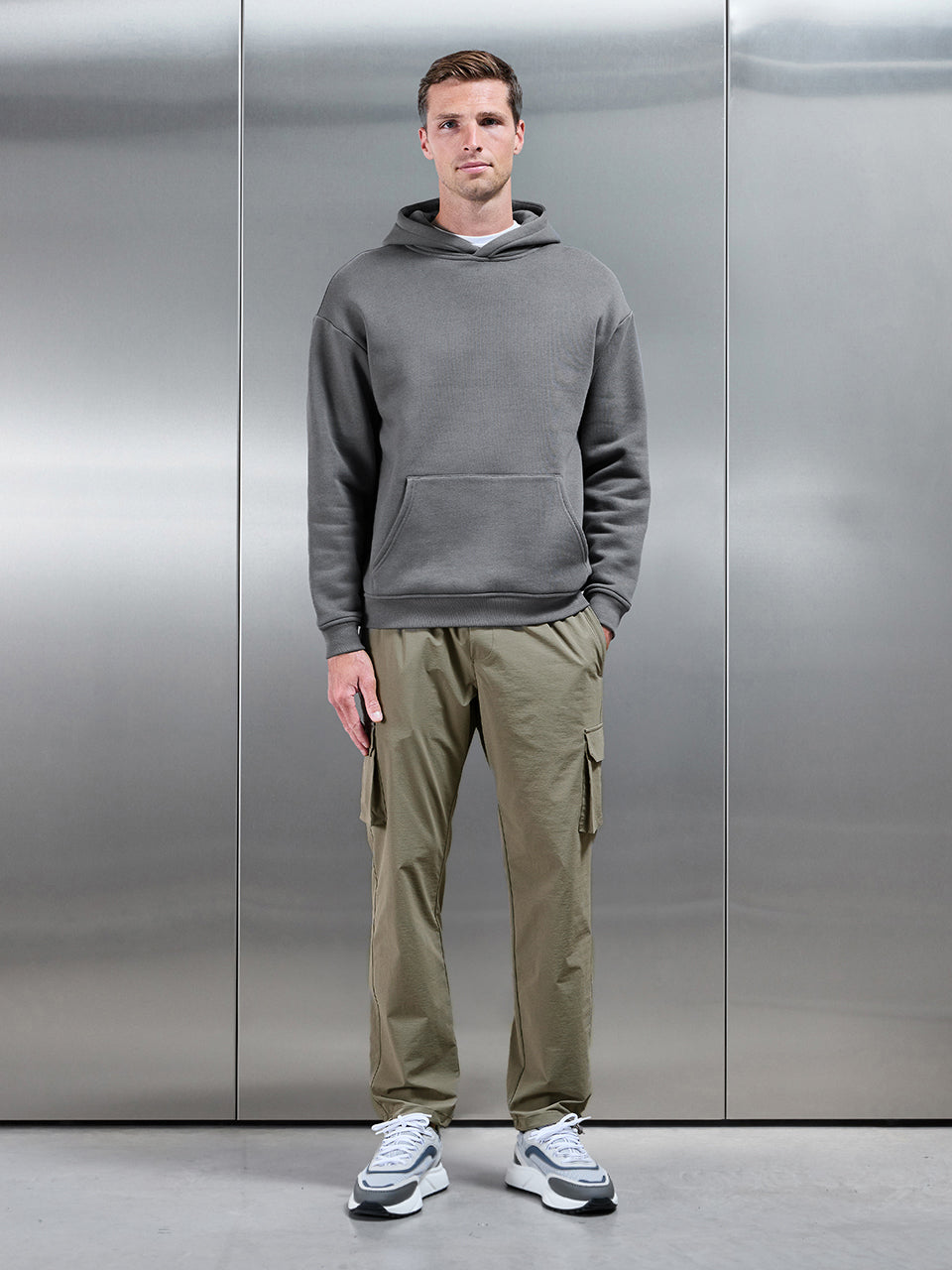 Relaxed Fit Utility Cargo Pant in Olive