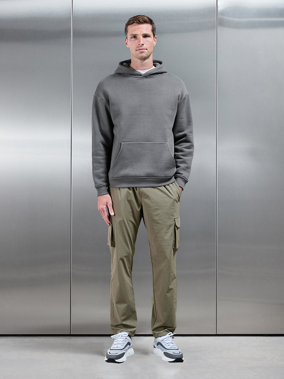 Relaxed Fit Utility Cargo Pant in Olive