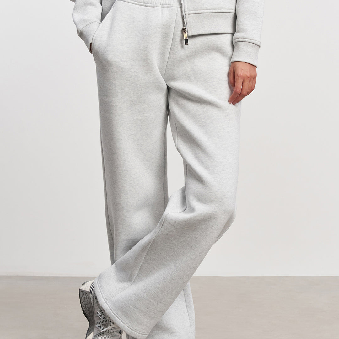 Womens Relaxed Straight Leg Jogger in Marl Grey