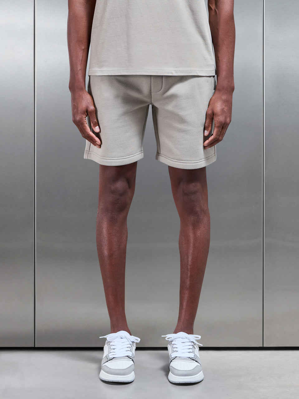 Relaxed Fit Short in Stone