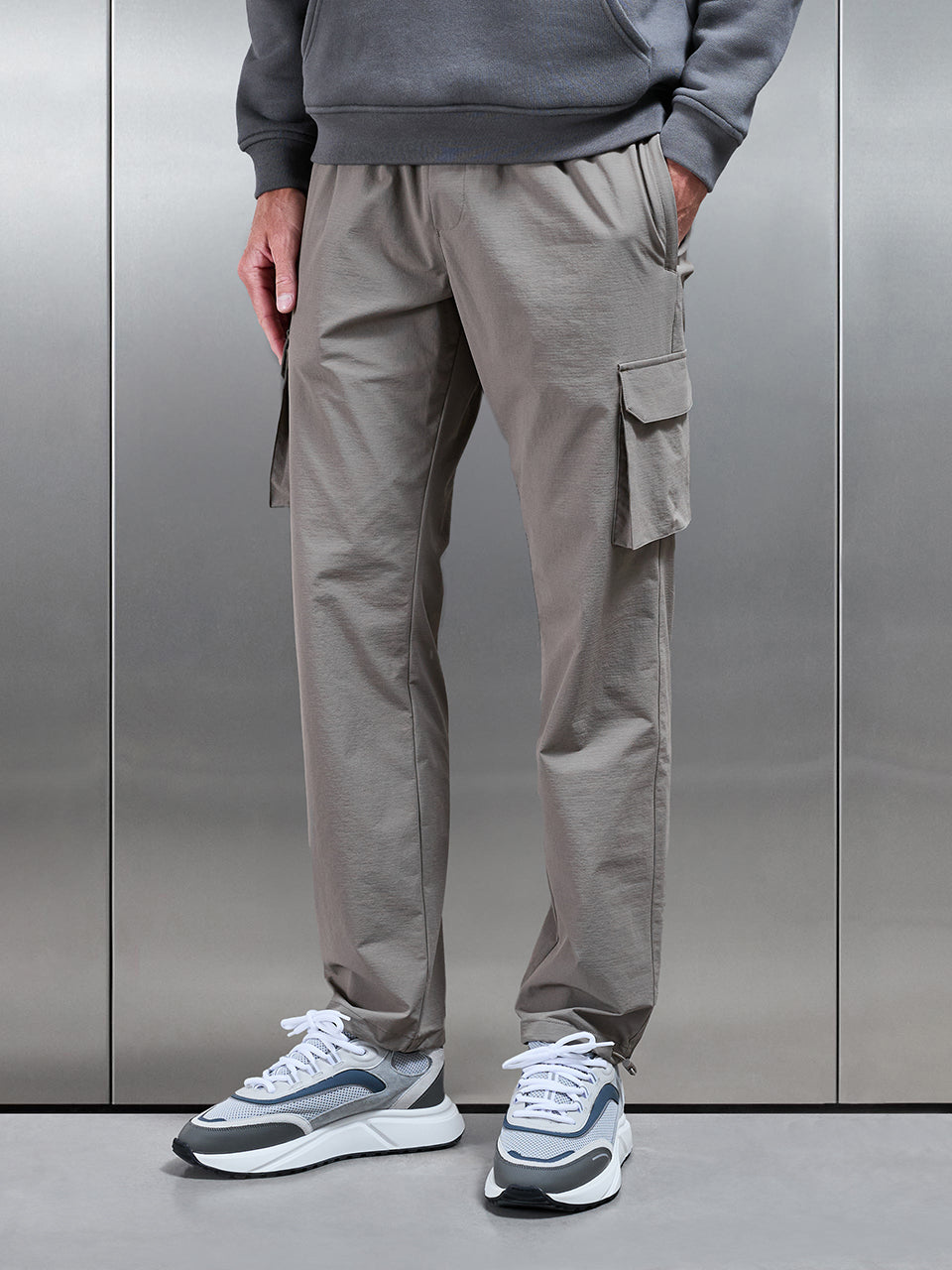 Relaxed Fit Utility Cargo Pant in Olive