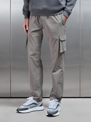 Relaxed Fit Utility Cargo Pant in Olive