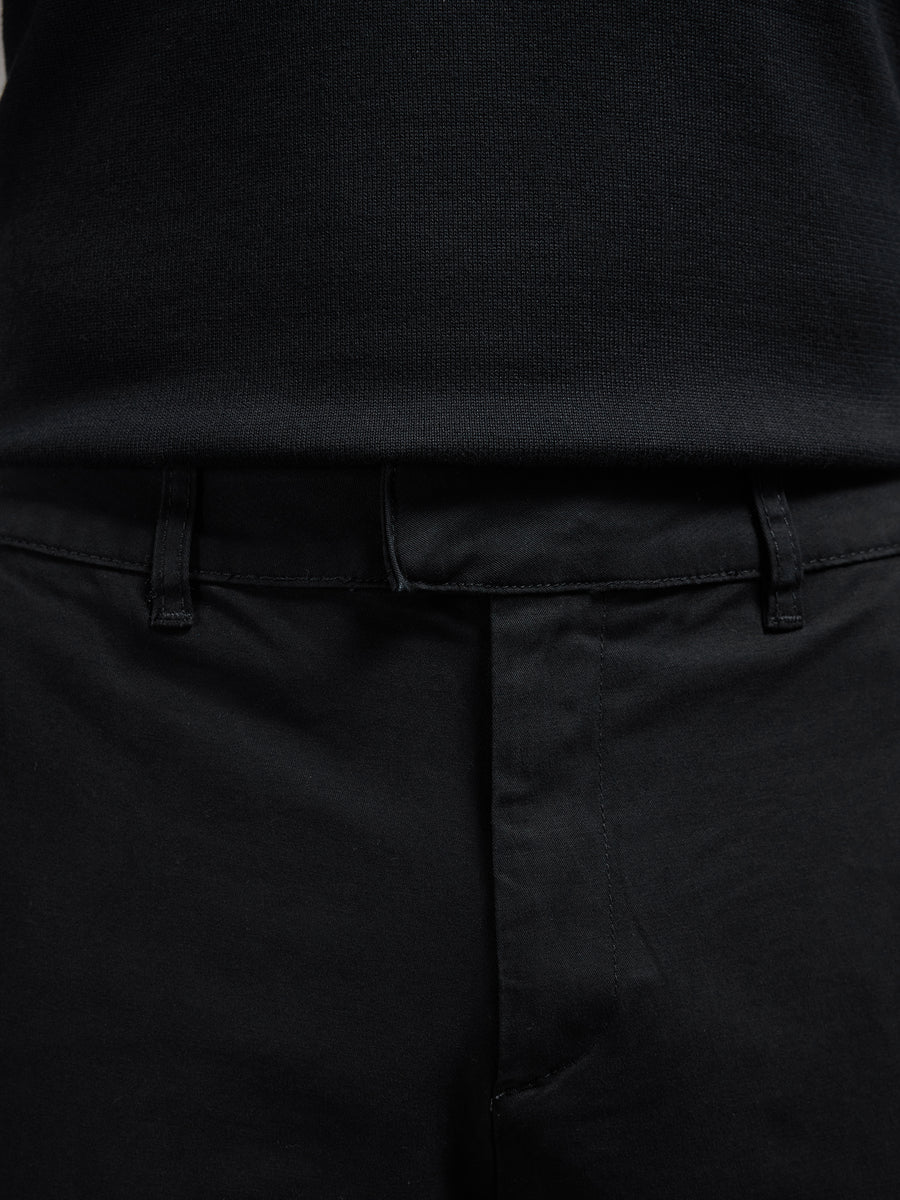 Relaxed Fit Chino Trouser in Black