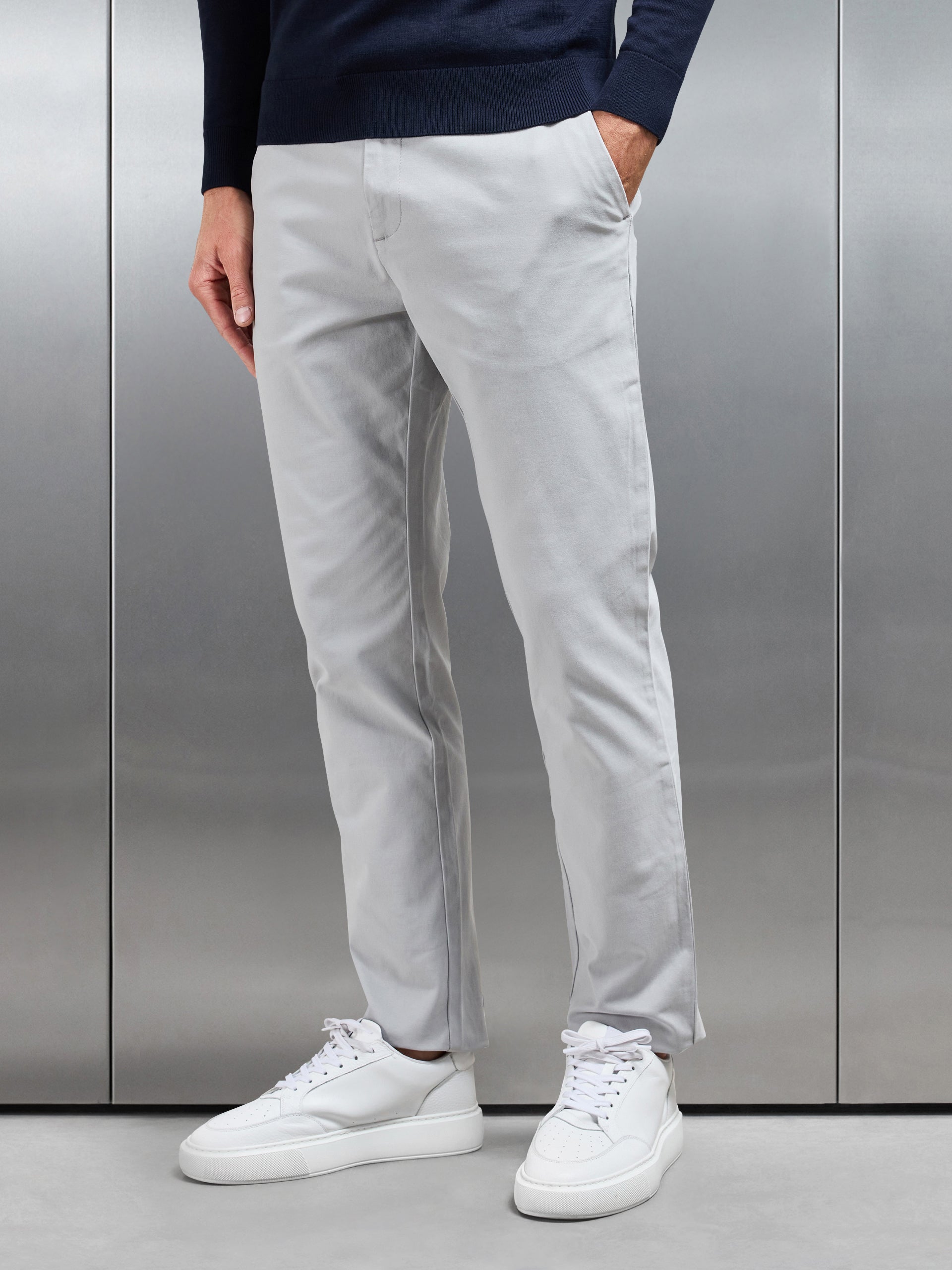 Relaxed Fit Chino Trouser in Mid Grey
