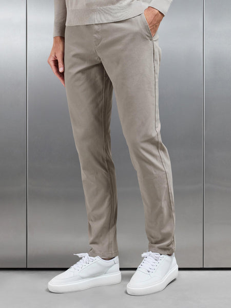 Relaxed Fit Chino Trouser in Taupe