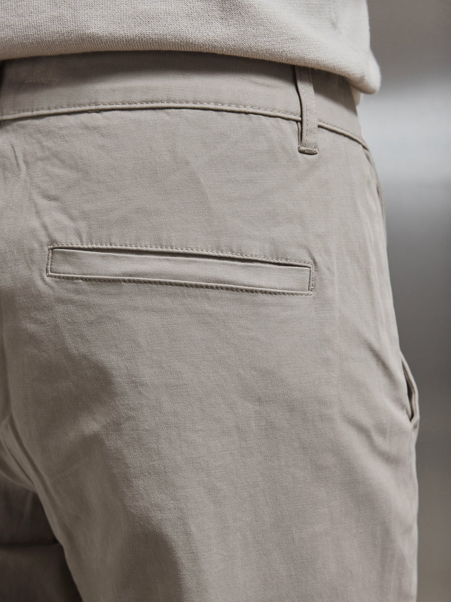 Relaxed Fit Chino Trouser in Taupe