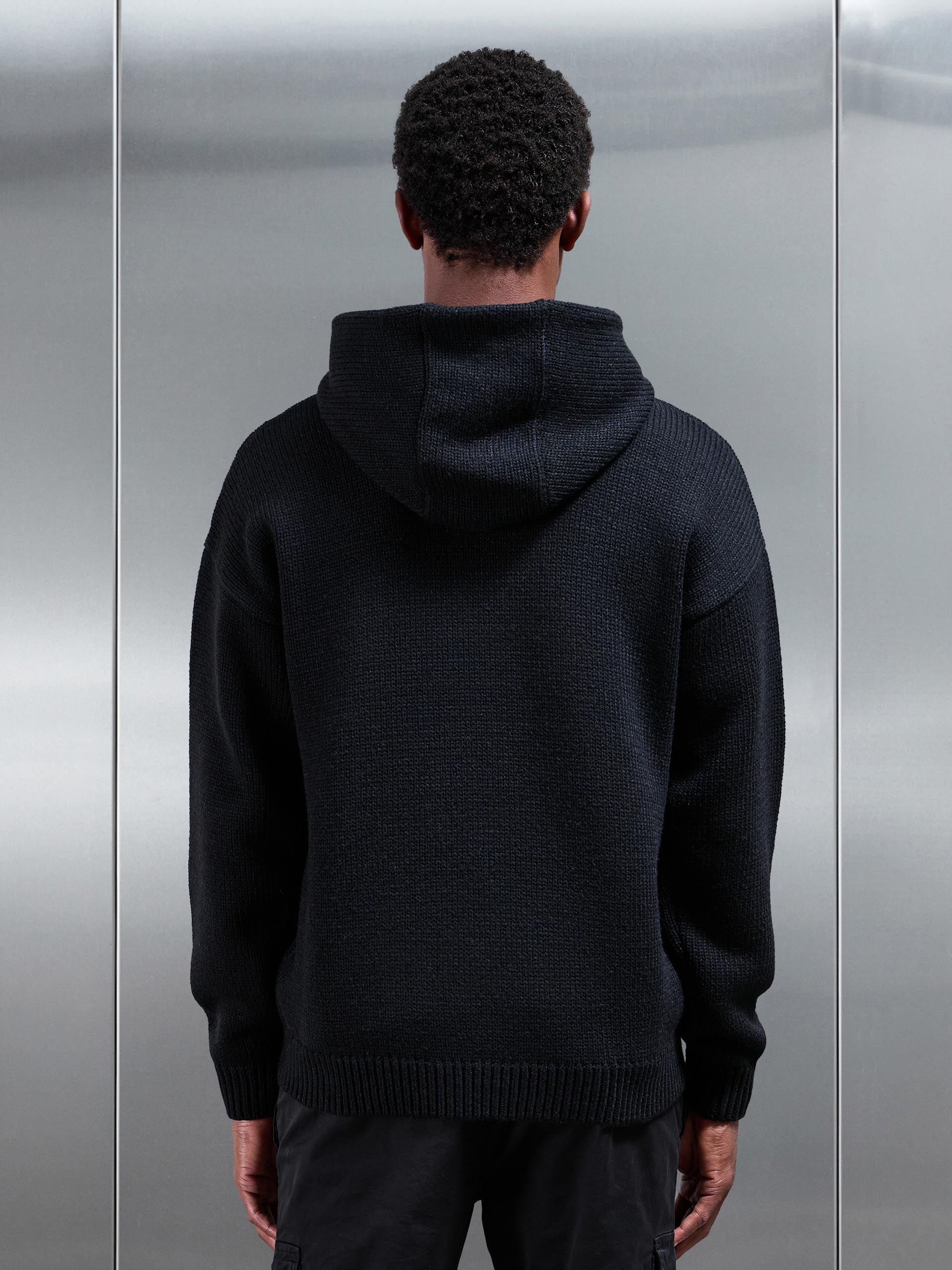 Relaxed Fit Chunky Knitted Hoodie in Black