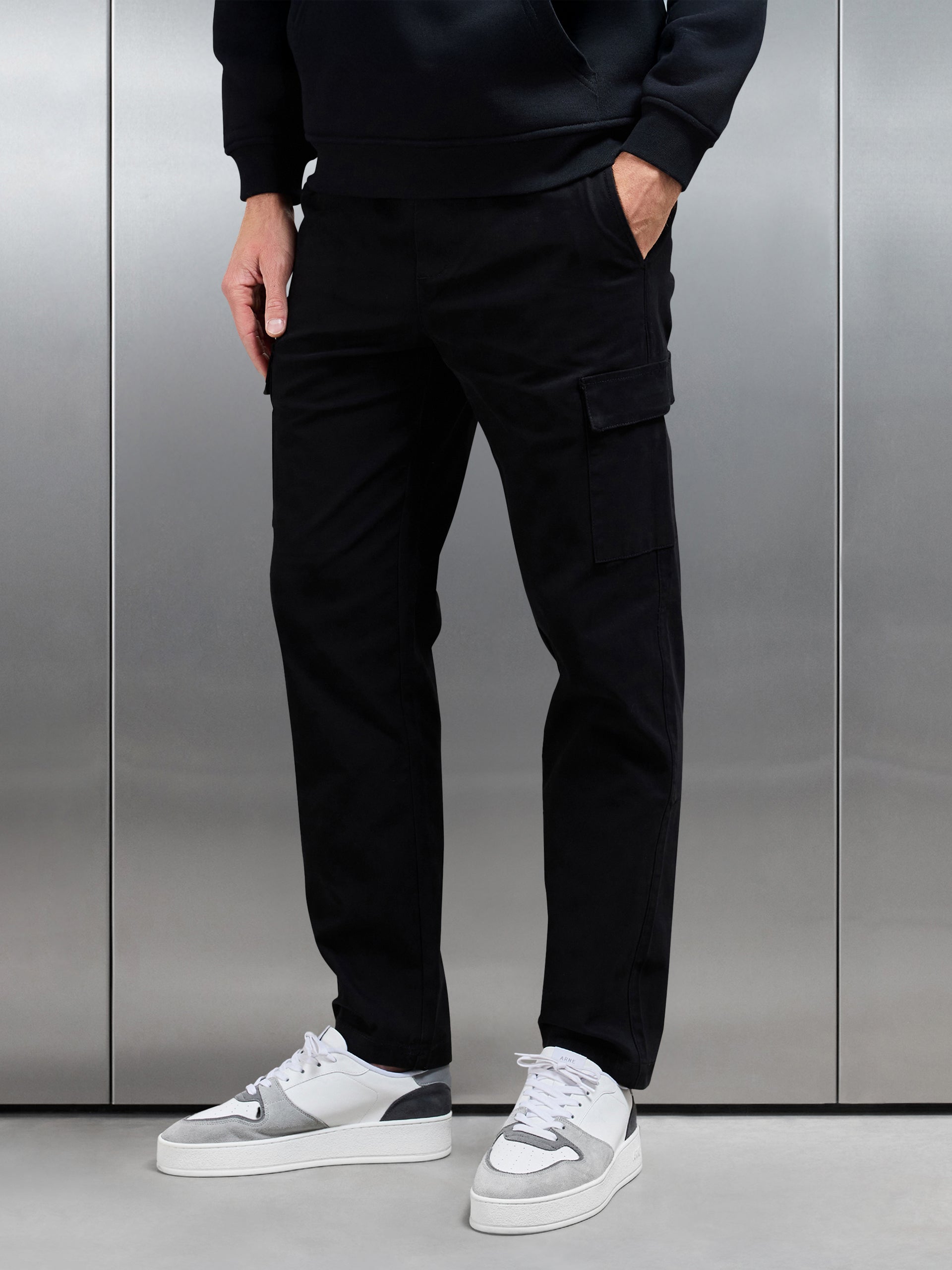 Relaxed Fit Cotton Cargo Pant in Black