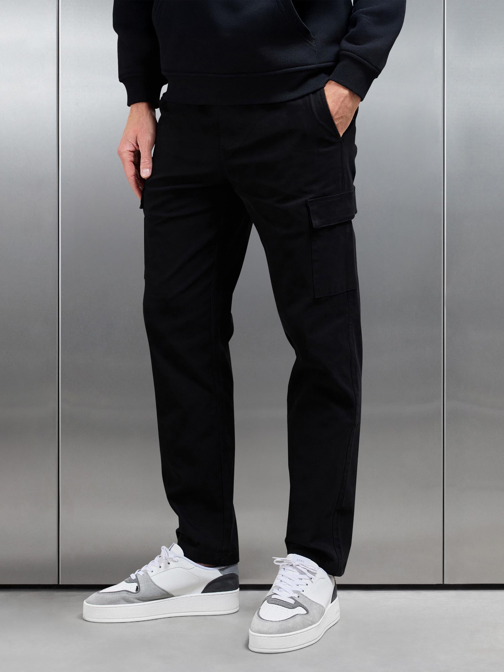 Relaxed Fit Cotton Cargo Pant in Black