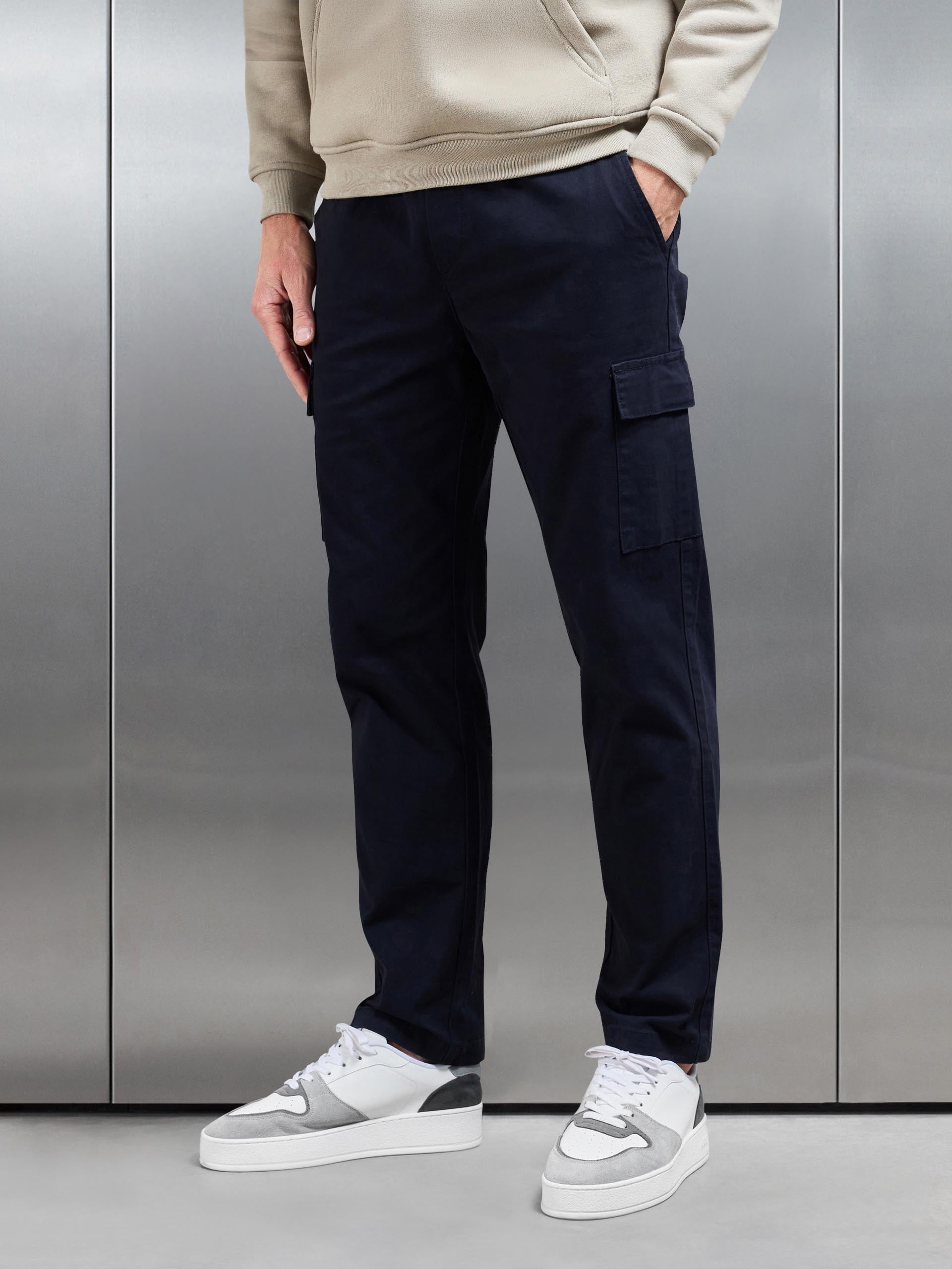Relaxed Fit Cotton Cargo Pant in Navy