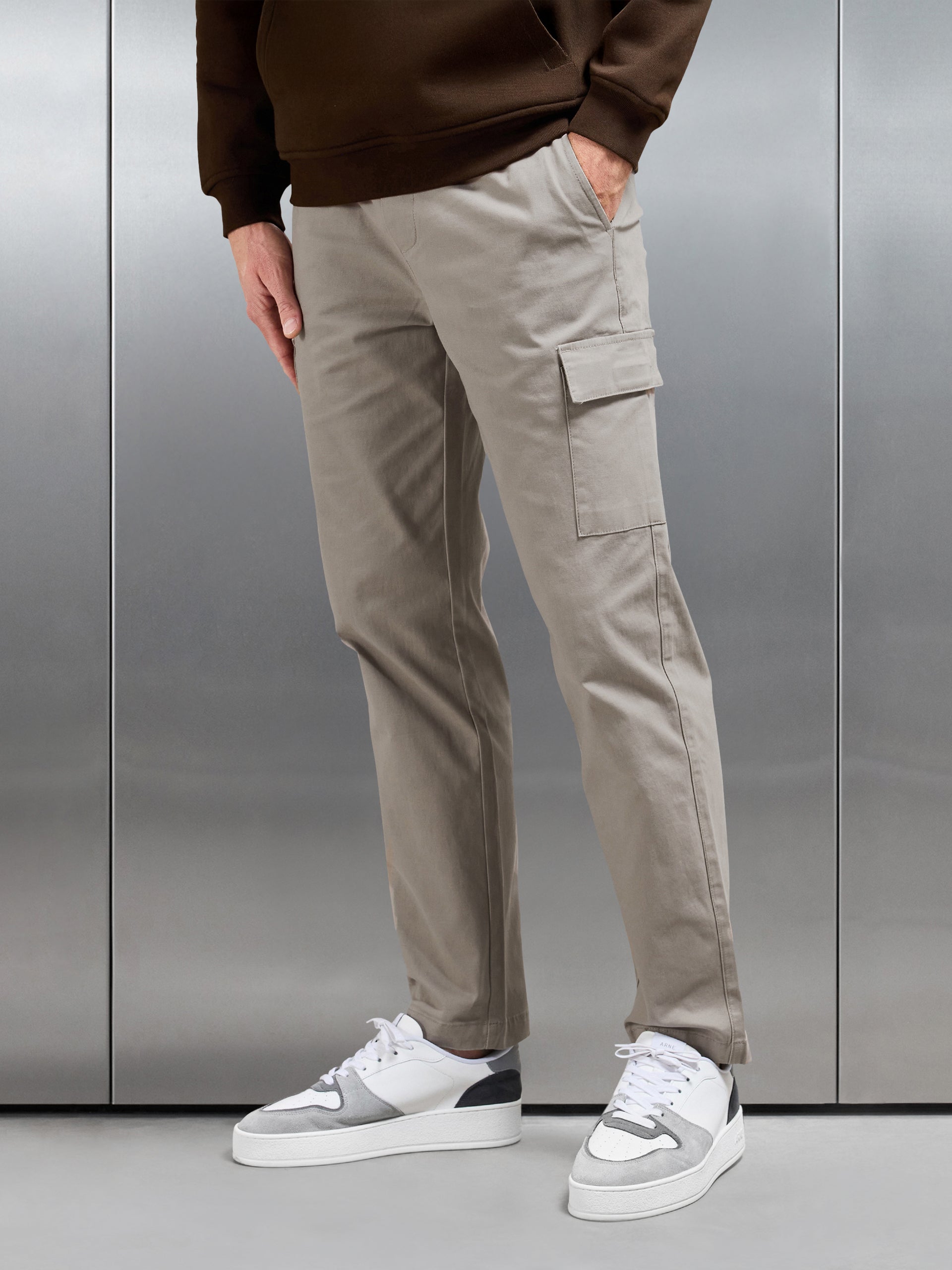 Relaxed Fit Cotton Cargo Pant in Taupe
