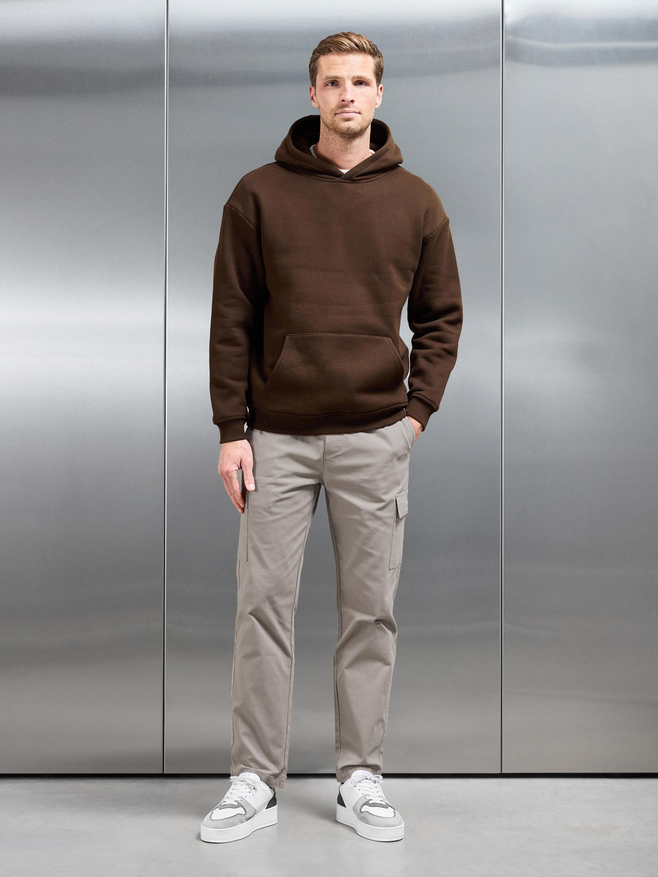 Relaxed Fit Cotton Cargo Pant in Taupe