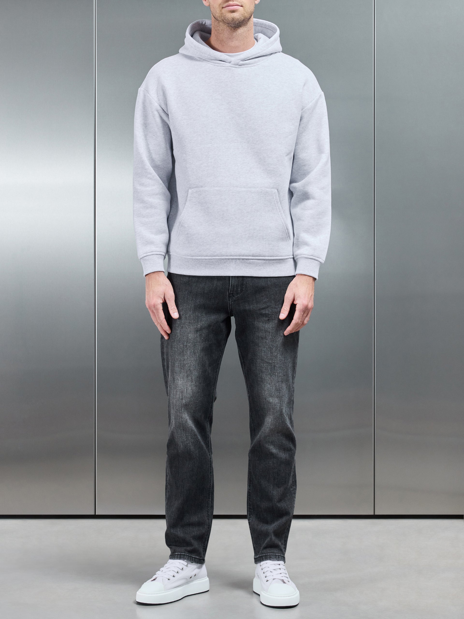 Relaxed Fit Denim Jeans in Grey Wash