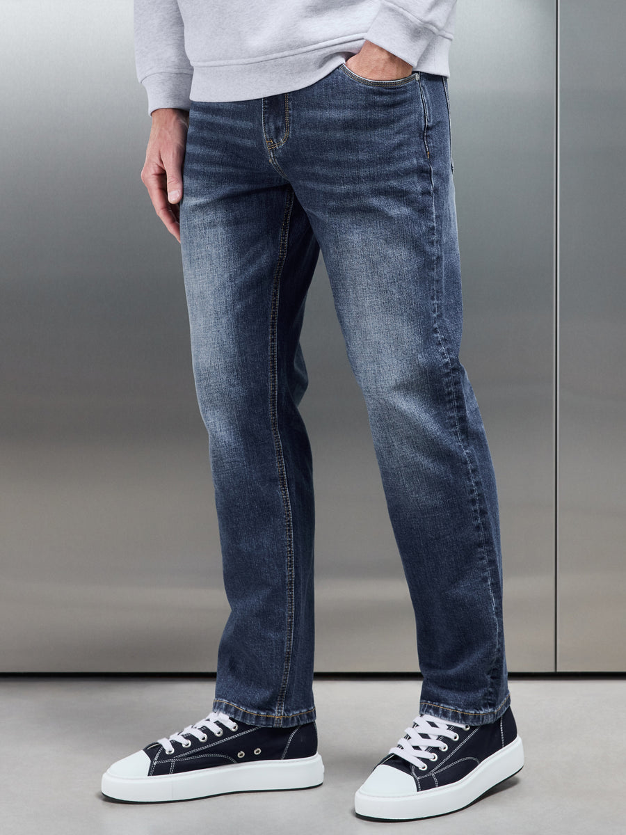 Relaxed Fit Denim Jeans in Mid Blue