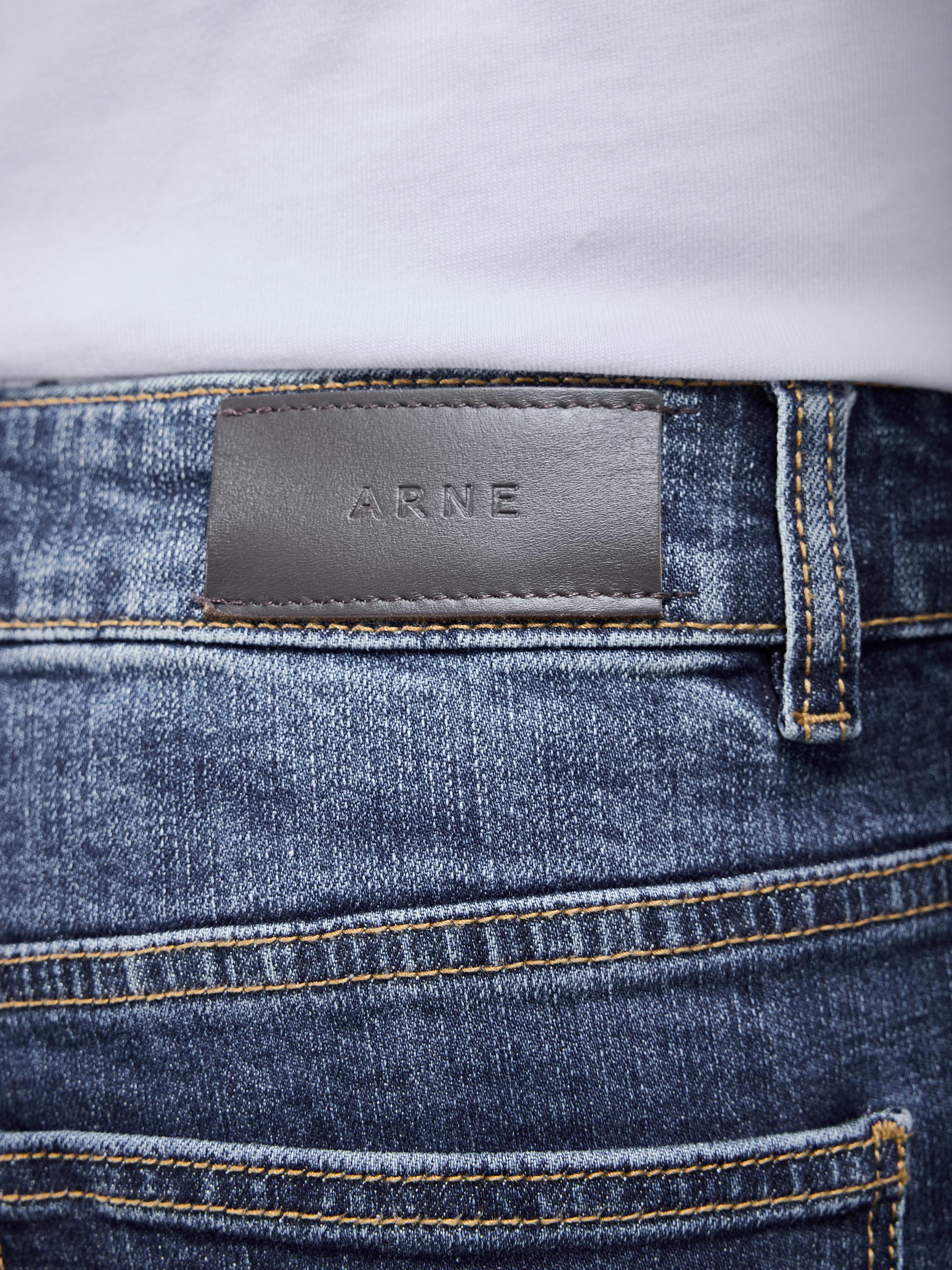 Straight Leg Denim Jeans in Mid Blue