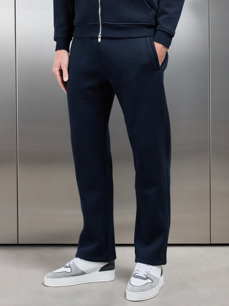 Relaxed Fit Straight Leg Jogger in Navy