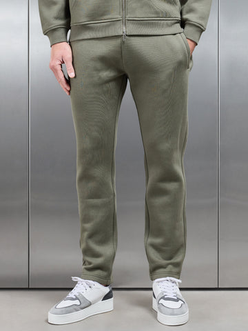 Relaxed Fit Tapered Leg Jogger in Olive