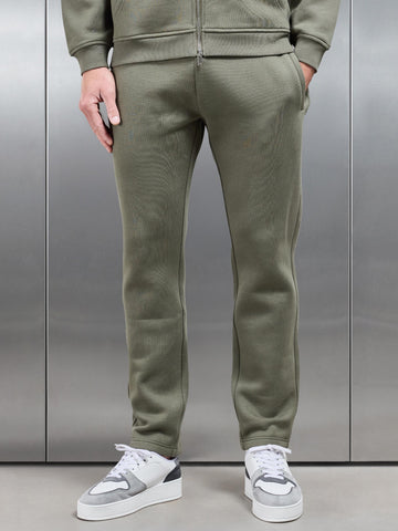 Relaxed Fit Tapered Leg Jogger in Olive