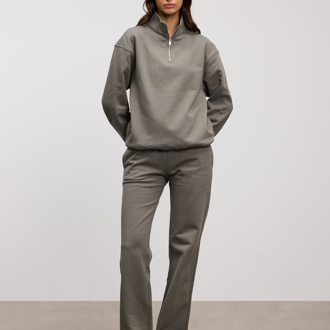 Womens Relaxed Jersey Straight Leg Jogger in Sage