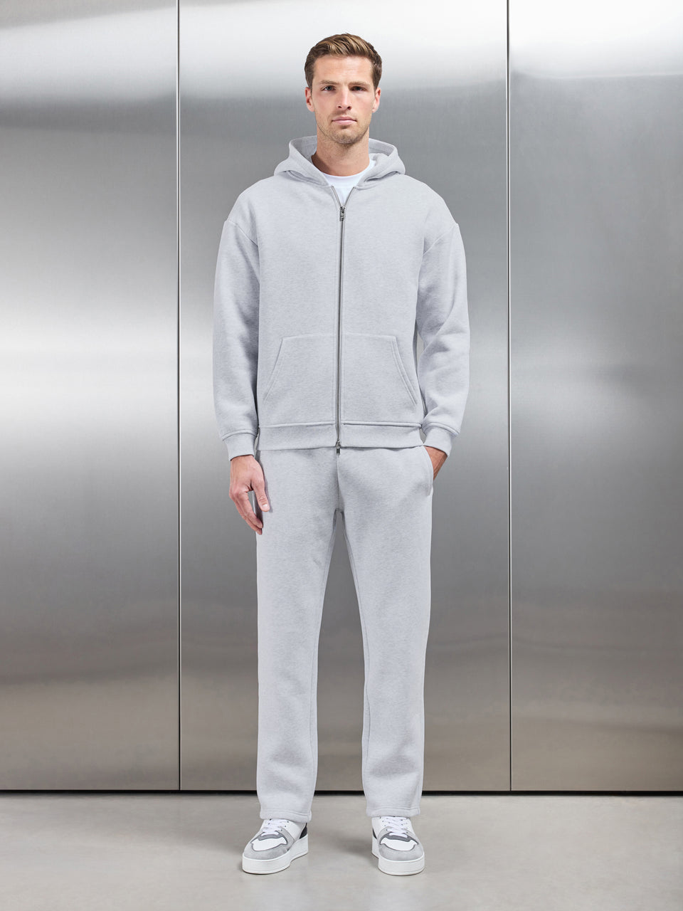 Relaxed Fit Straight Leg Jogger in Marl Grey