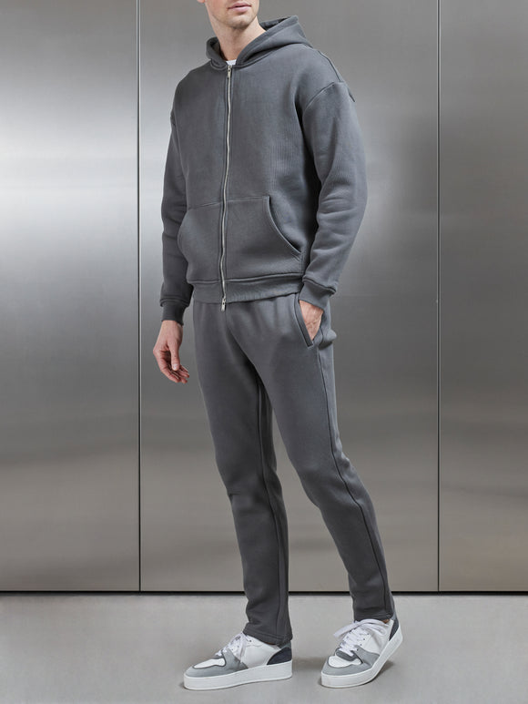 Relaxed Fit Tapered Leg Jogger in Grey