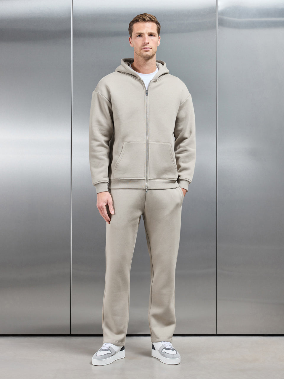Relaxed Fit Straight Leg Jogger in Stone